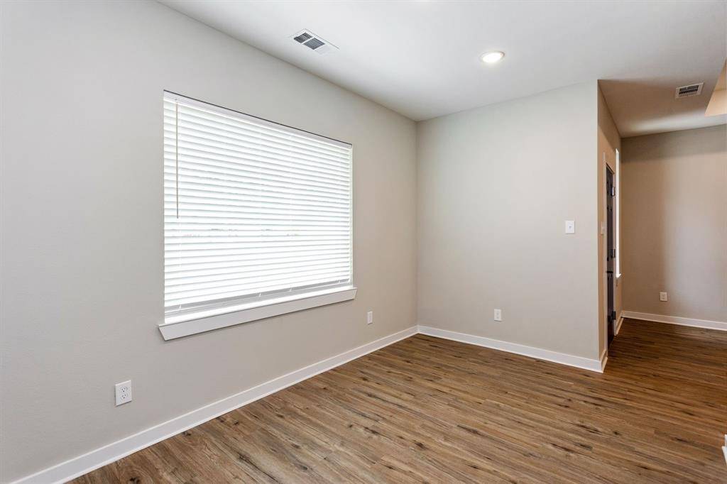 Houston, TX 77070,10317 Lake road RD #15 C