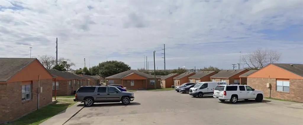 Corpus Christi, TX 78401,901 N Alameda