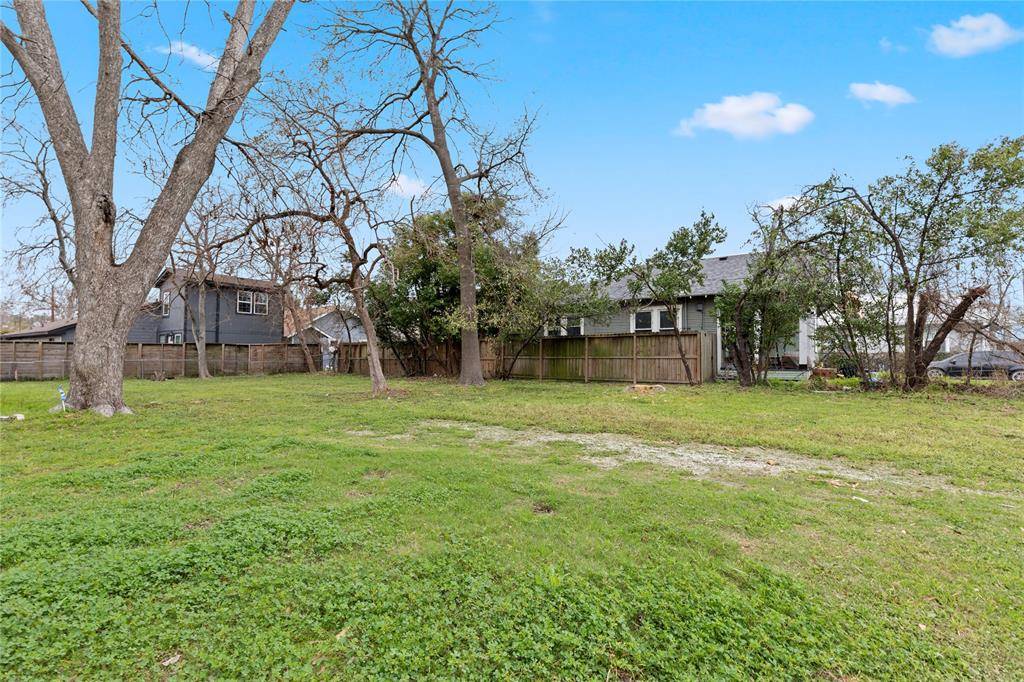 Houston, TX 77009,0 Kennon ST