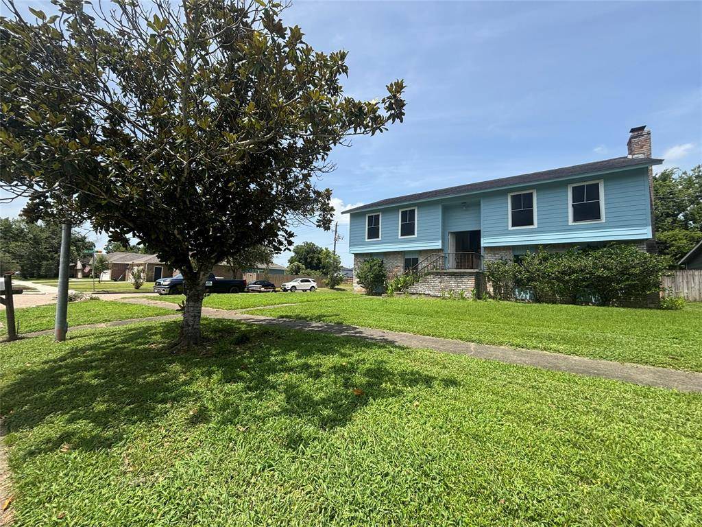 Houston, TX 77489,16530 Lonesome Quail DR