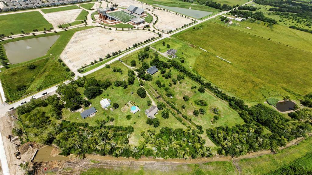 Rosharon, TX 77583,4310,4316,4322 County Road 64