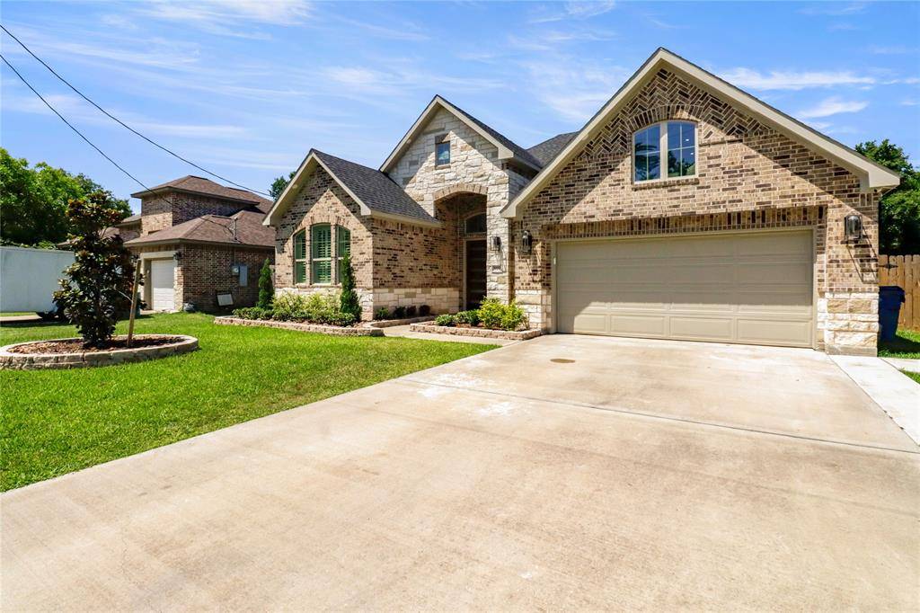 West Columbia, TX 77486,1020 Oak ST