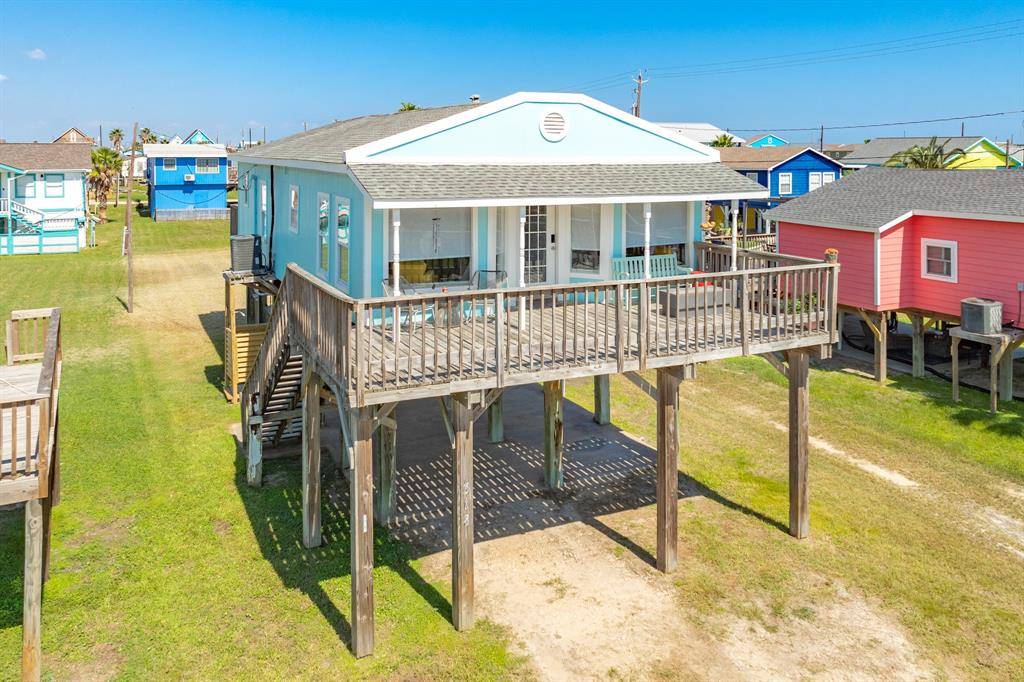 Surfside Beach, TX 77541,318 Crab ST