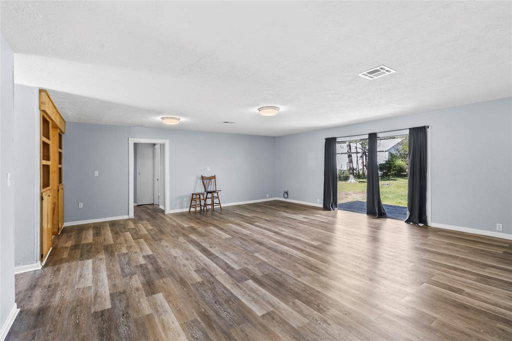 New Waverly, TX 77358,160 Parrish ST