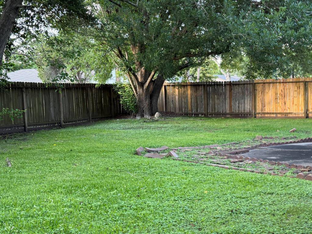 Houston, TX 77062,959 Reseda DR
