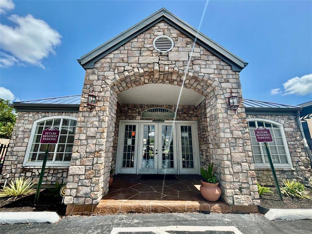 Houston, TX 77092,6500 W 43rd ST W #1401