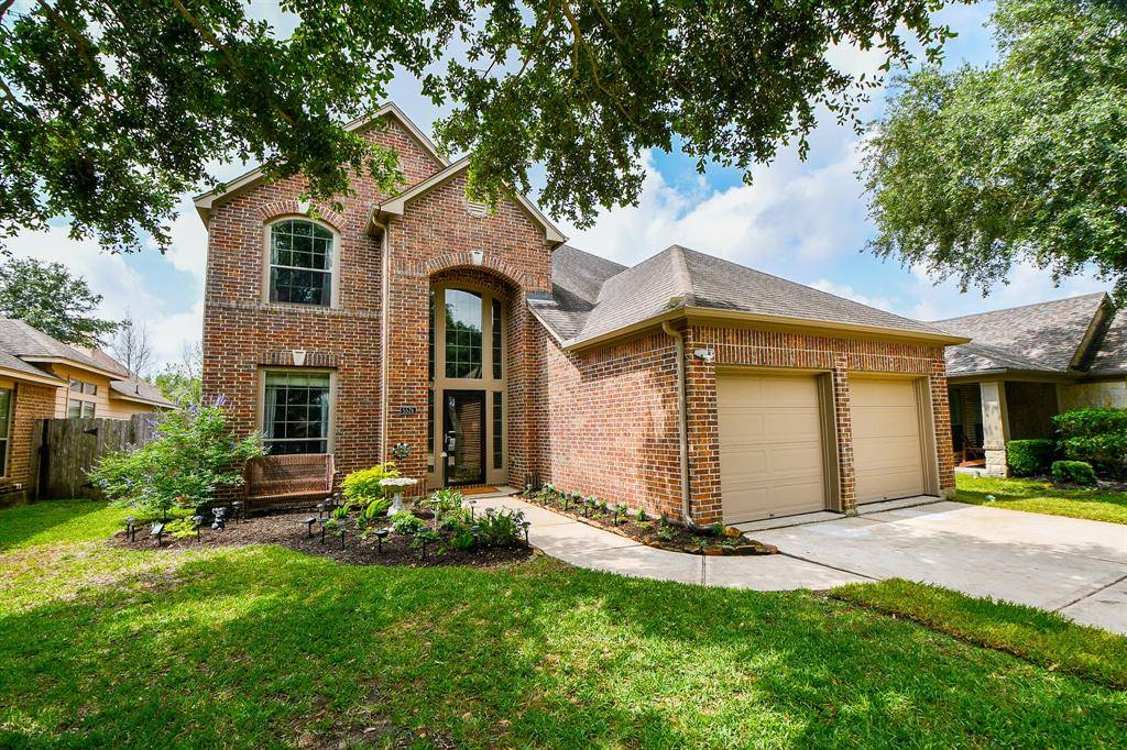 Rosenberg, TX 77471,5526 Walnut Glen LN