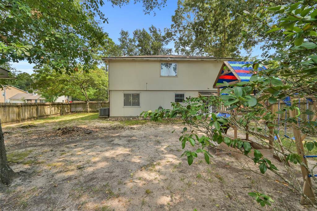 Porter, TX 77365,18442 Hollow Oaks CIR