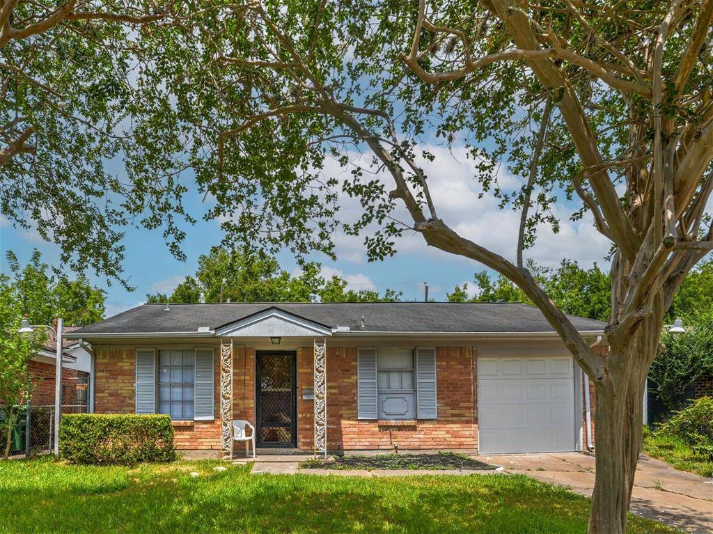 Houston, TX 77051,10954 Buffum ST