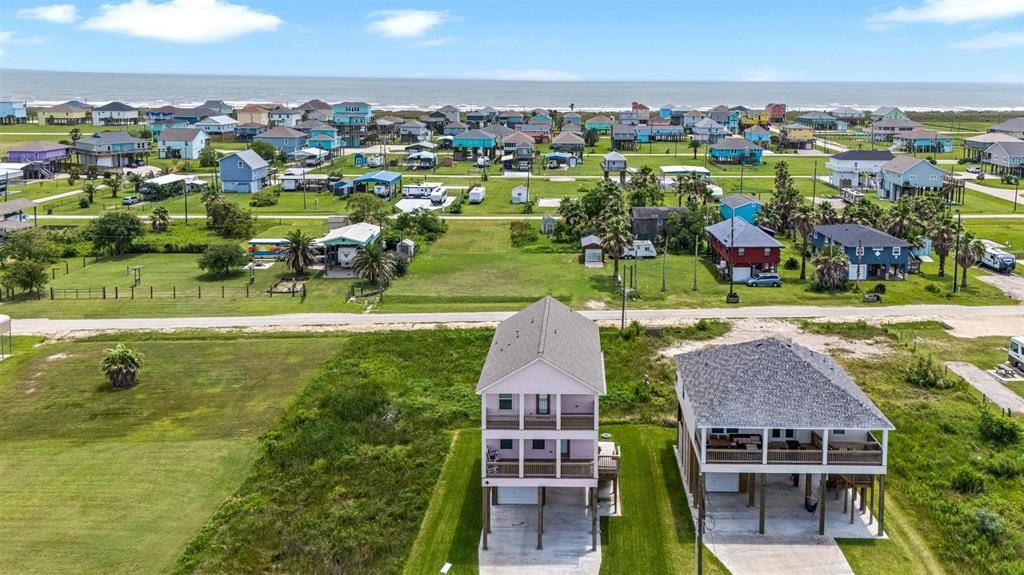 Crystal Beach, TX 77650,124 Jewel DR