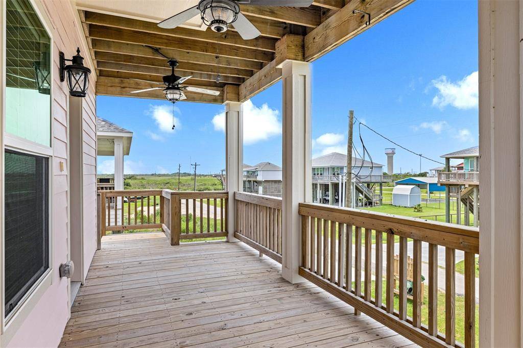 Crystal Beach, TX 77650,124 Jewel DR