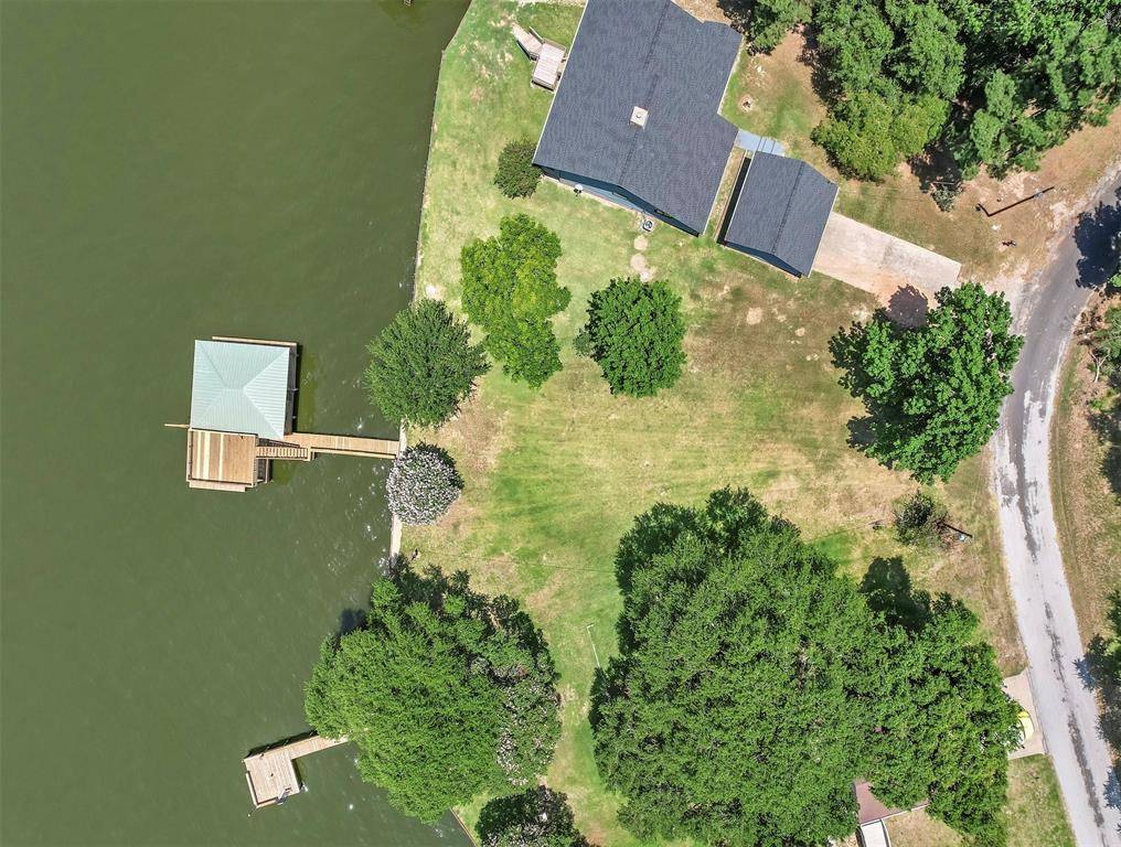 Livingston, TX 77351,829 Caney Creek DR