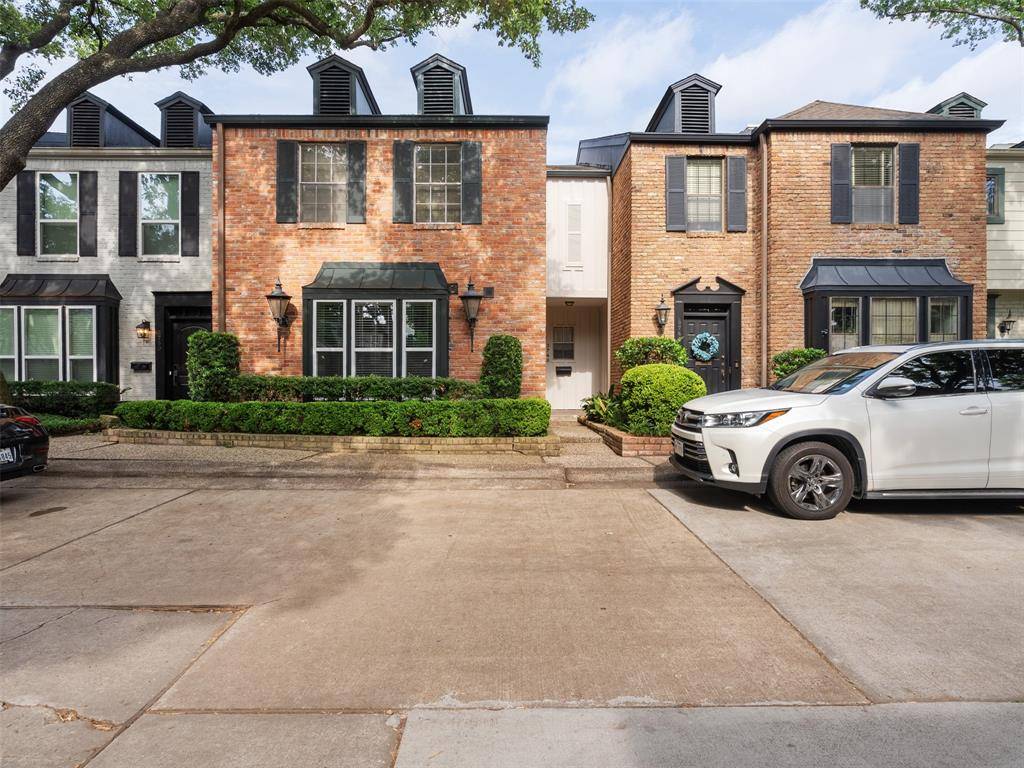 Houston, TX 77098,3748 Lake ST