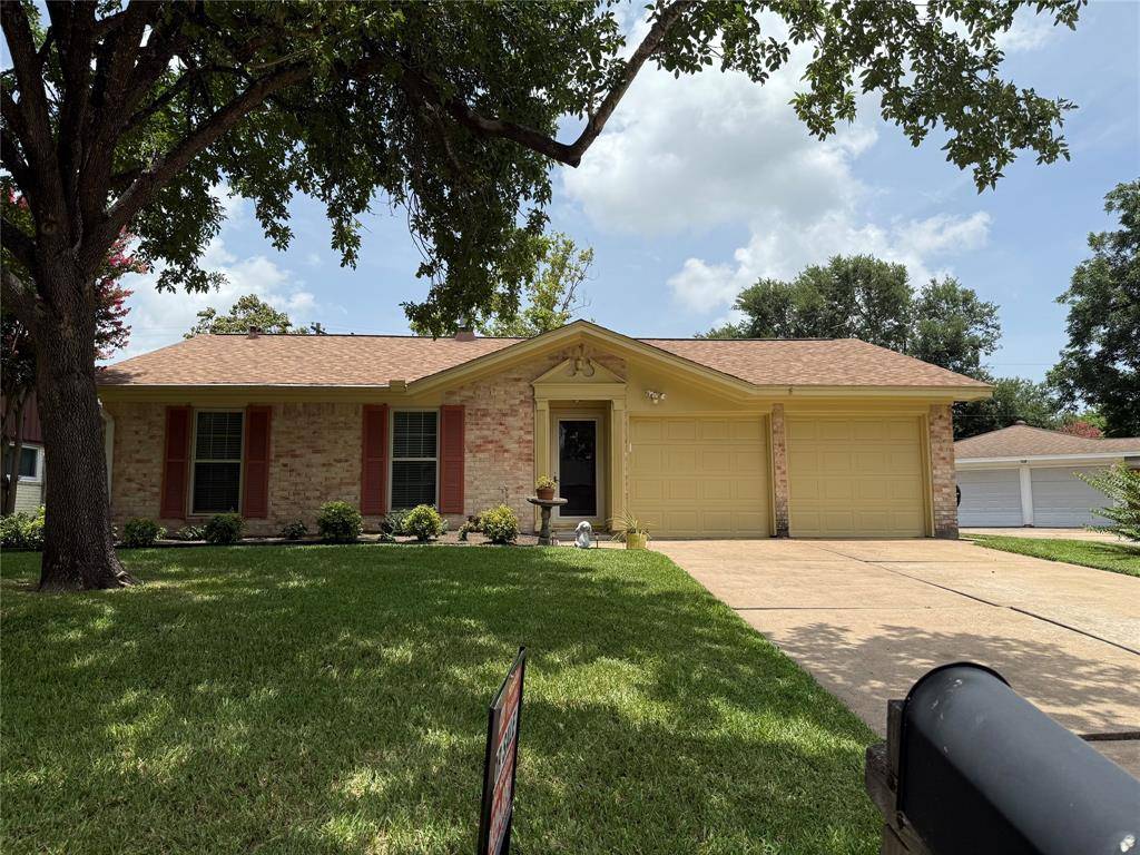 League City, TX 77573,2002 Savanna CT N