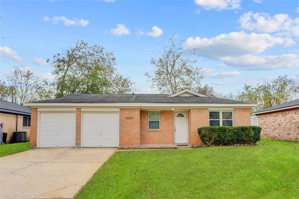 Angleton, TX 77515,525 W Mimosa ST