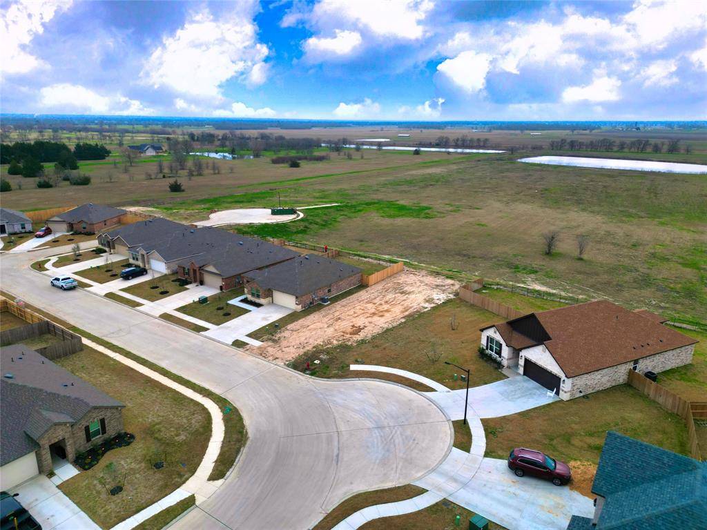 Navasota, TX 77868,8009 Candor CT