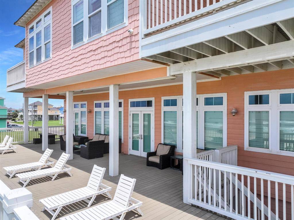 Crystal Beach, TX 77650,2414 Sand Drift LN
