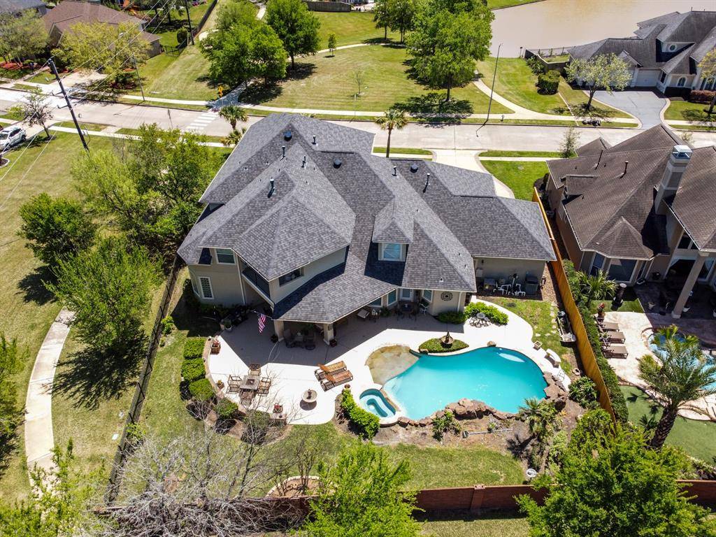 Sugar Land, TX 77479,7415 Shannondale DR