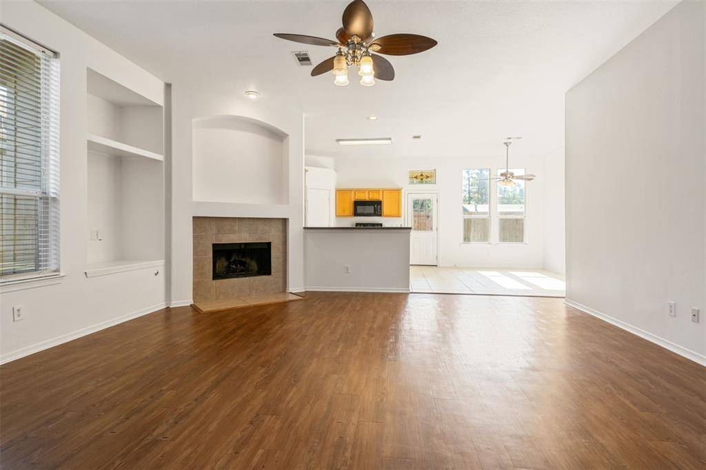 Pinehurst, TX 77362,11911 Belle CT