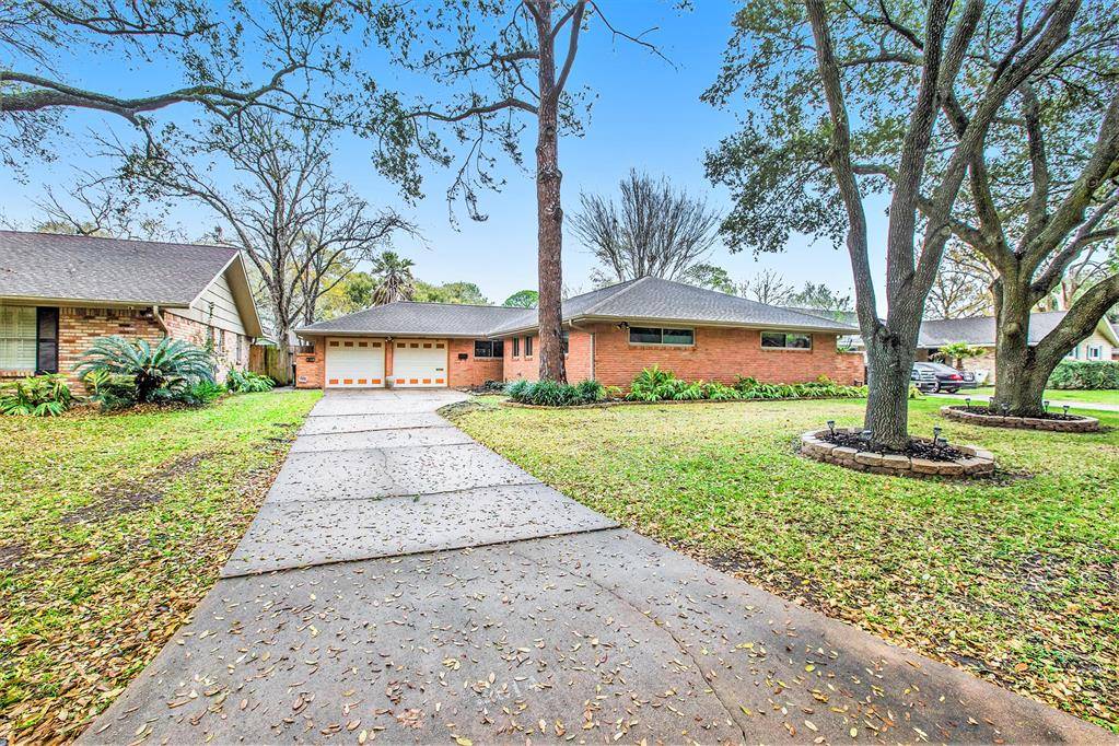 Houston, TX 77063,9614 Winsome LN