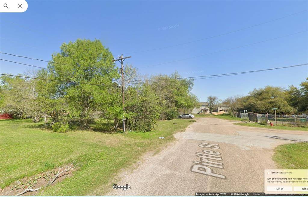 La Marque, TX 77568,810 Pirtle ST