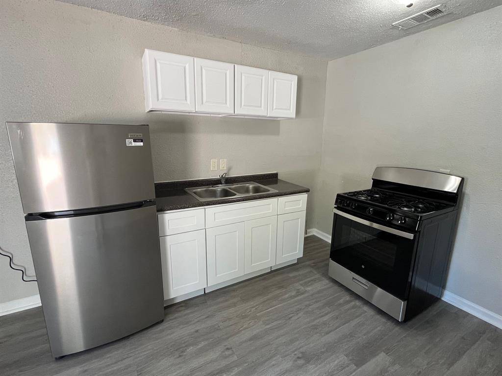 Pasadena, TX 77503,4831 Sycamore Avenue AVE #15