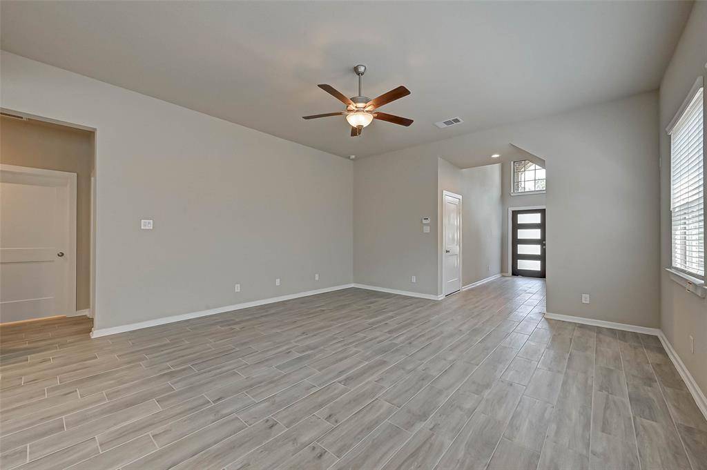 Montgomery, TX 77316,226 Crest Edge ST