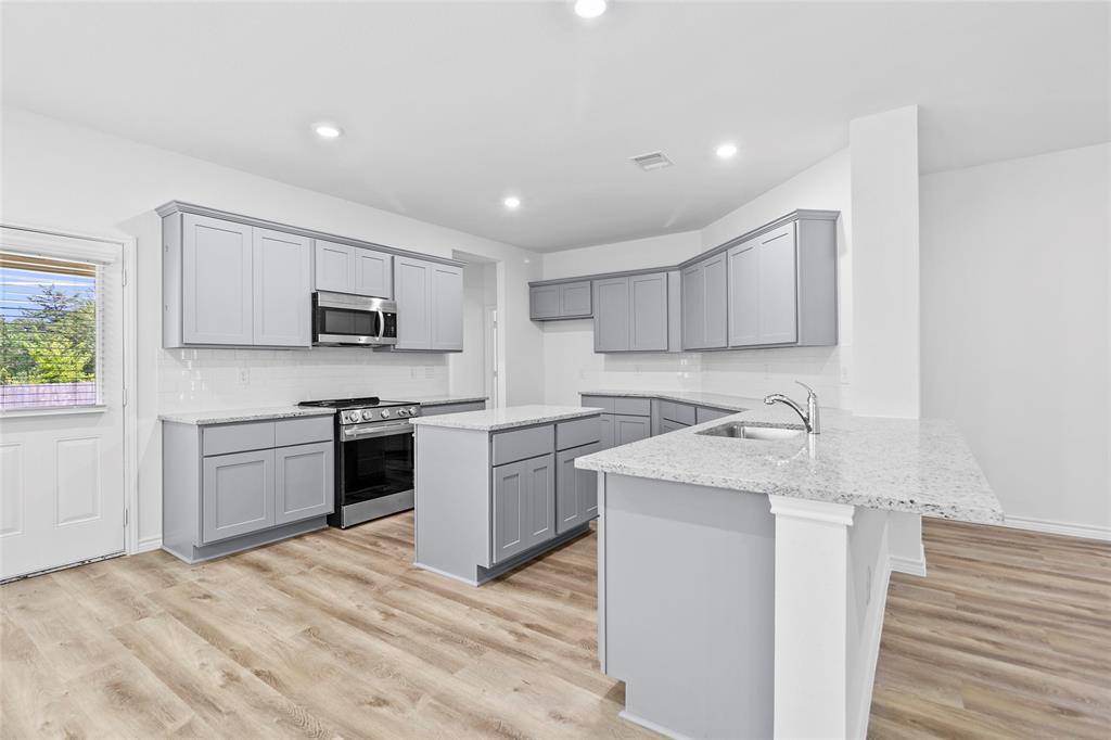 Willis, TX 77318,12384 Lake Conroe Hills