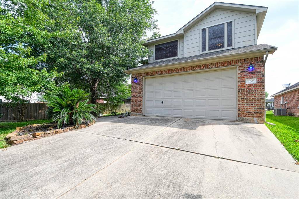 Conroe, TX 77356,107 Cove W