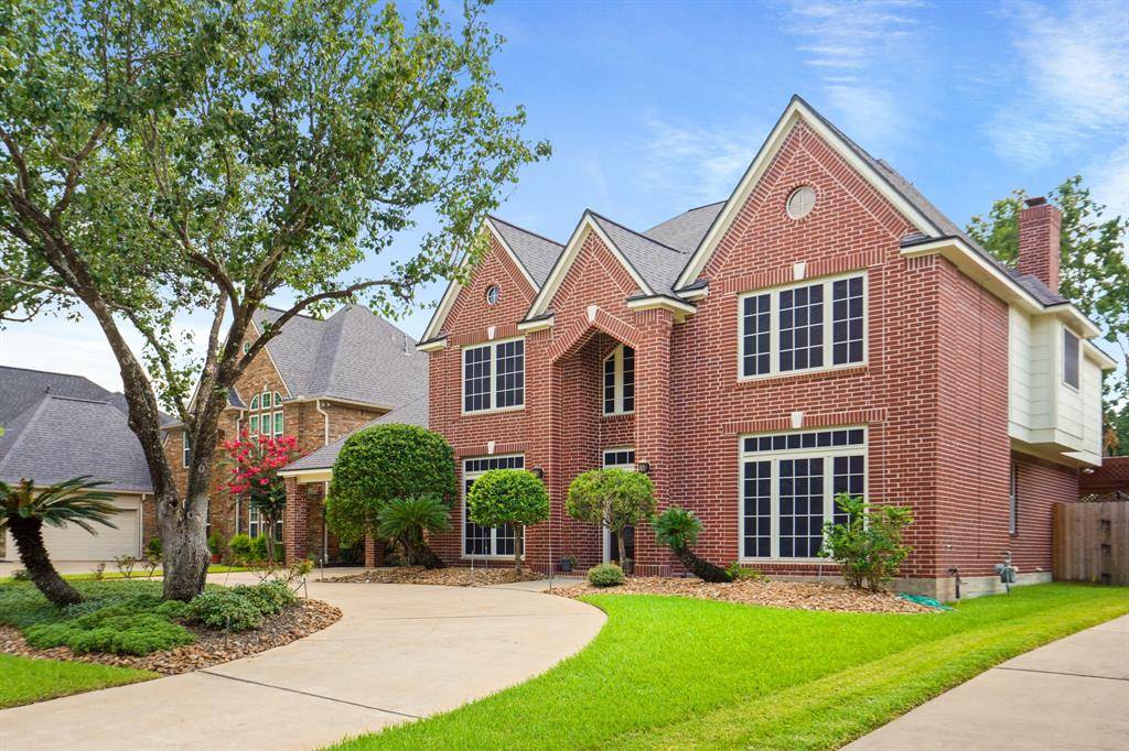 Houston, TX 77095,7402 Holly Court Estate