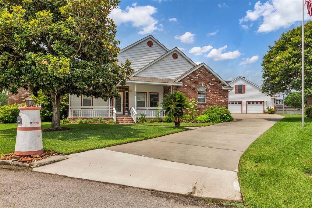 Willis, TX 77318,7098 Whispering Wind - GAR APT DR #GAR APT