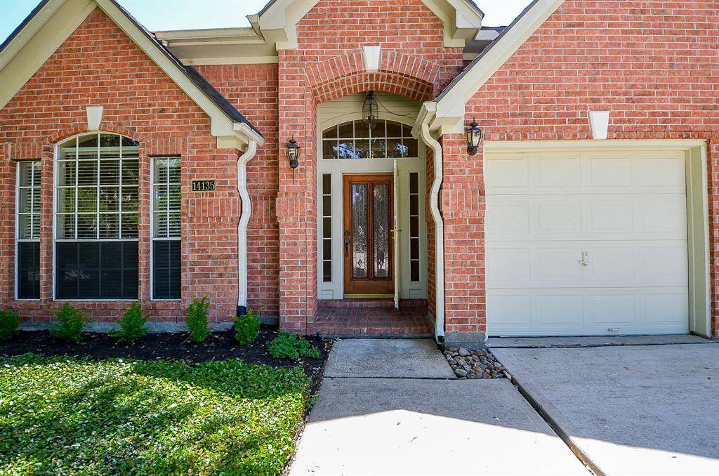 Sugar Land, TX 77498,14135 Lake Trail DR