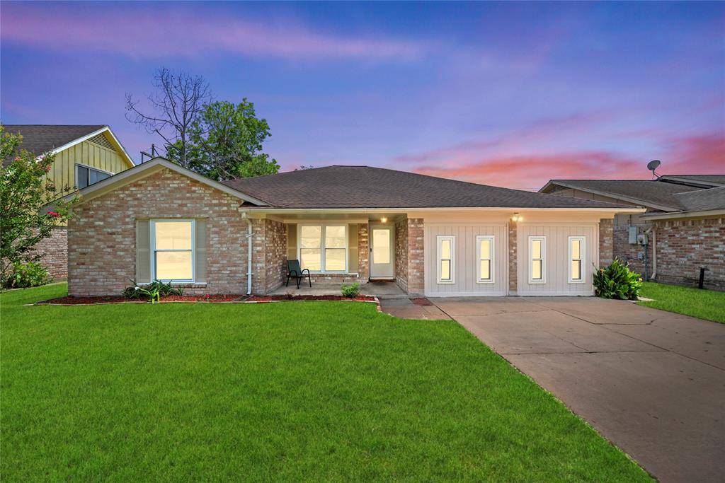Houston, TX 77099,12211 Pine Knoll DR