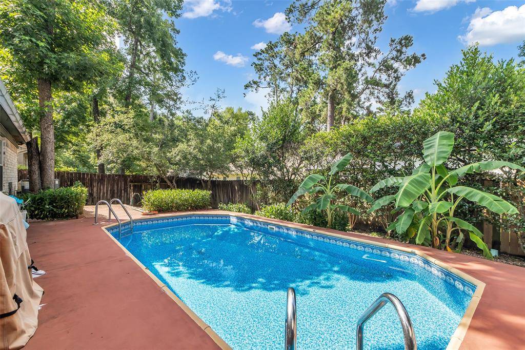 The Woodlands, TX 77381,6 Hasting Oak CT