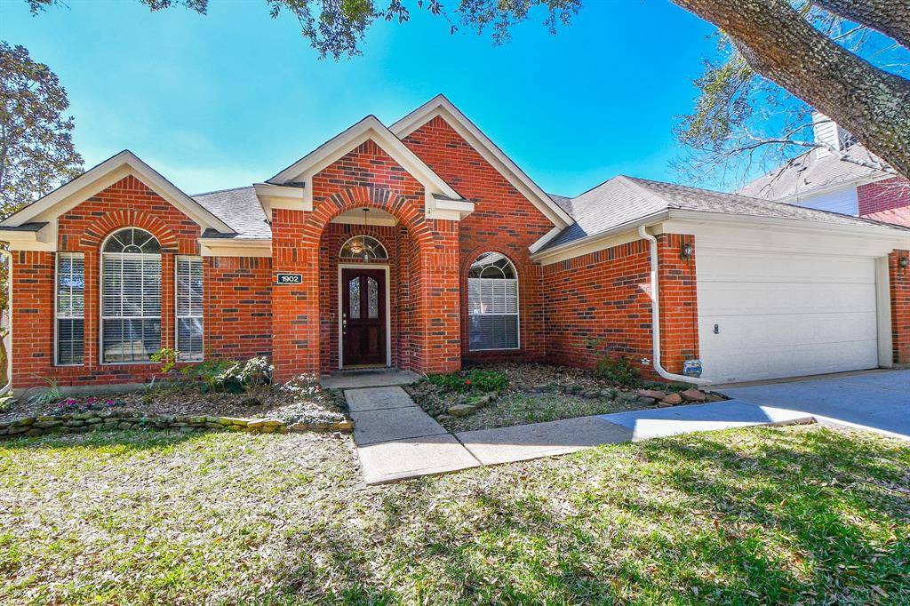 Pearland, TX 77581,1902 Oak Hollow DR E