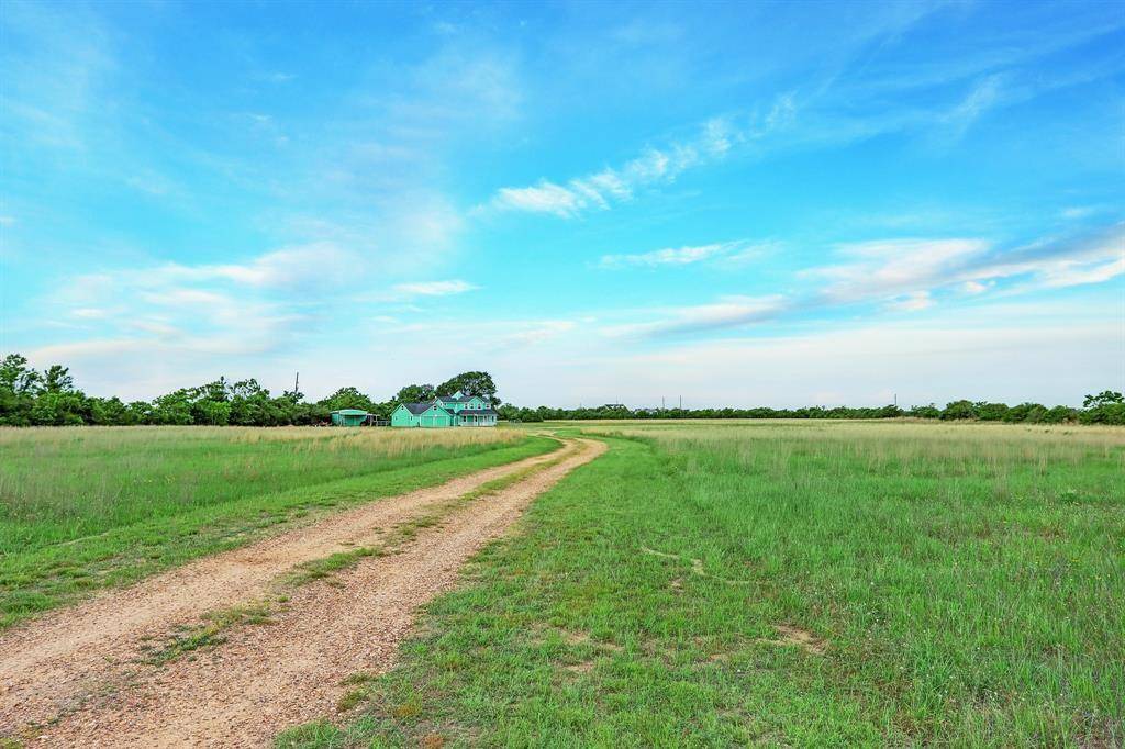 Sealy, TX 77474,5351 Mieth Rd