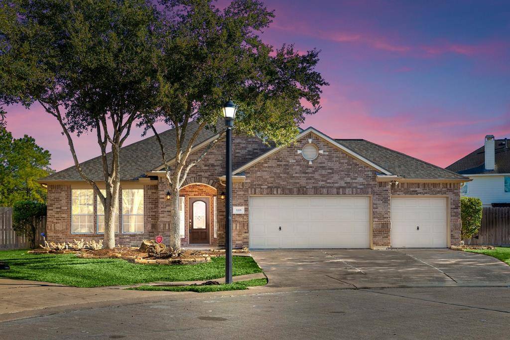 Pearland, TX 77581,3201 Windy Bank LN