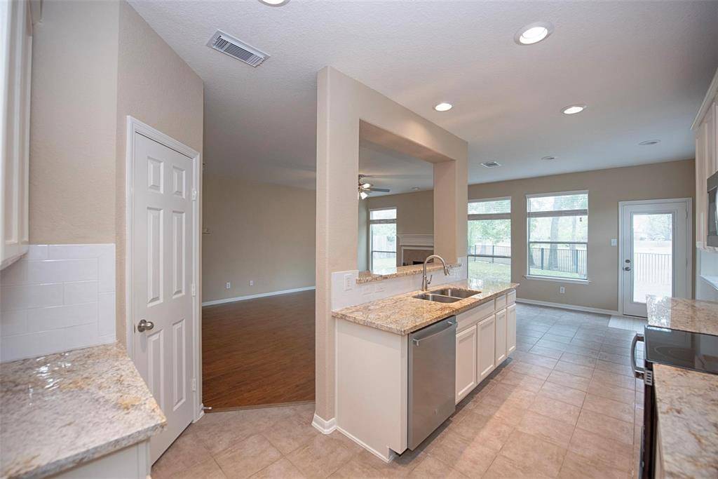Missouri City, TX 77459,10411 Village Lake DR
