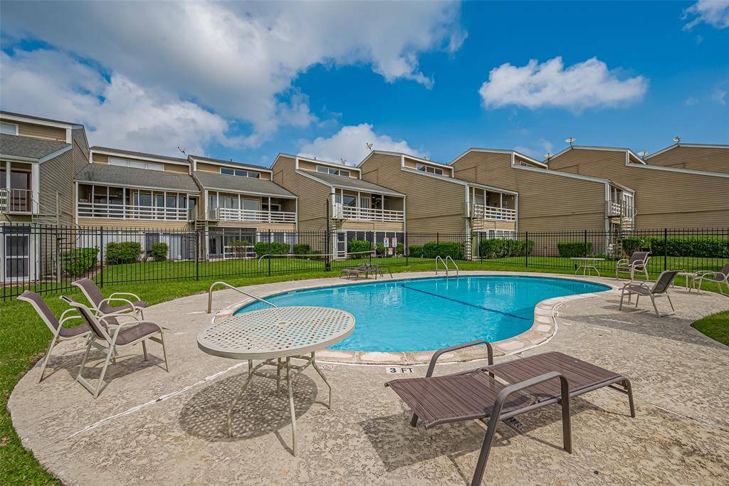 Conroe, TX 77356,41 April Point DR S