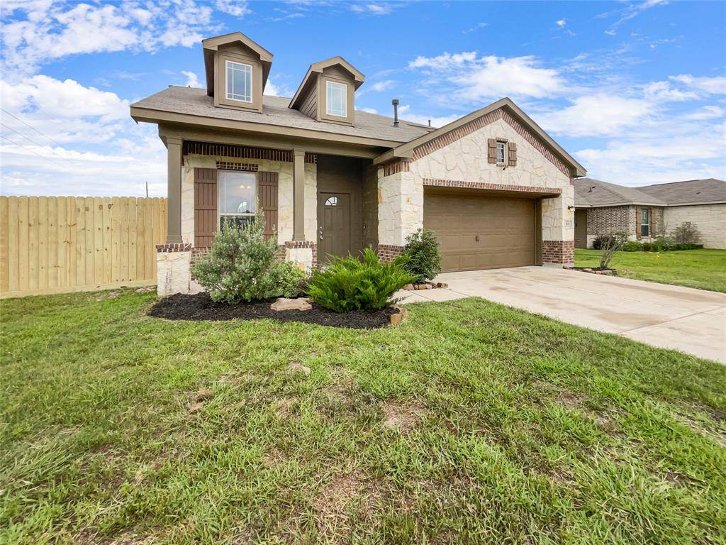 Sealy, TX 76522,101 White Wing CIR #B