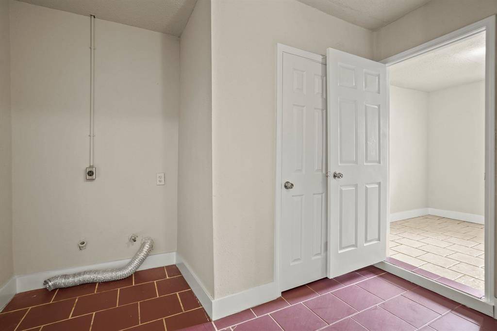 Houston, TX 77028,8122 Homewood LN