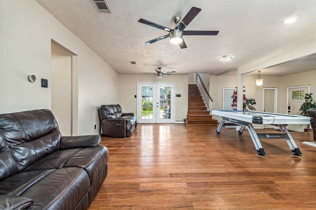 Beaumont, TX 77706,1385 Howell ST