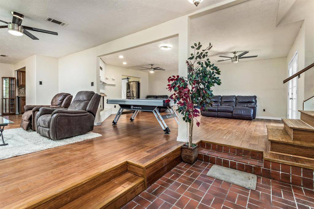 Beaumont, TX 77706,1385 Howell ST
