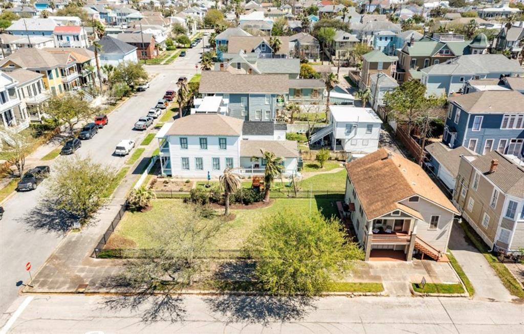 Galveston, TX 77550,1627 Winnie ST