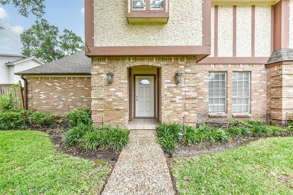 Houston, TX 77095,7107 Winding Walk DR