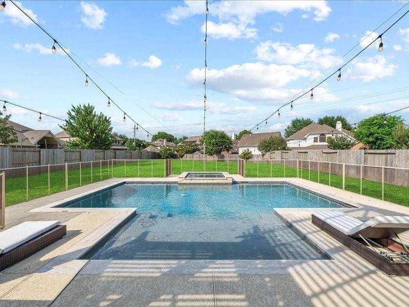 Cypress, TX 77433,17806 Creek Bluff LN