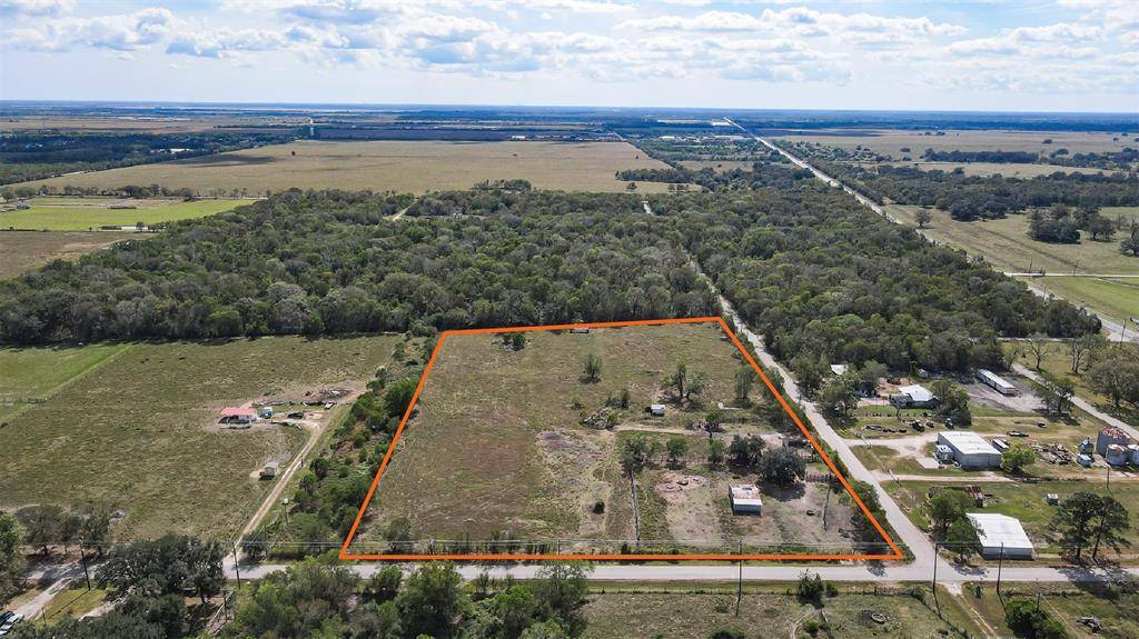 Rosharon, TX 77583,436 County Road 51