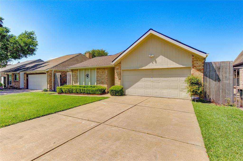 Meadows Place, TX 77477,11806 Brook Meadows LN