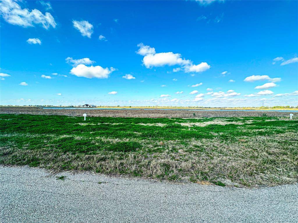 Port Lavaca, TX 77979,113 Sand Swept PT