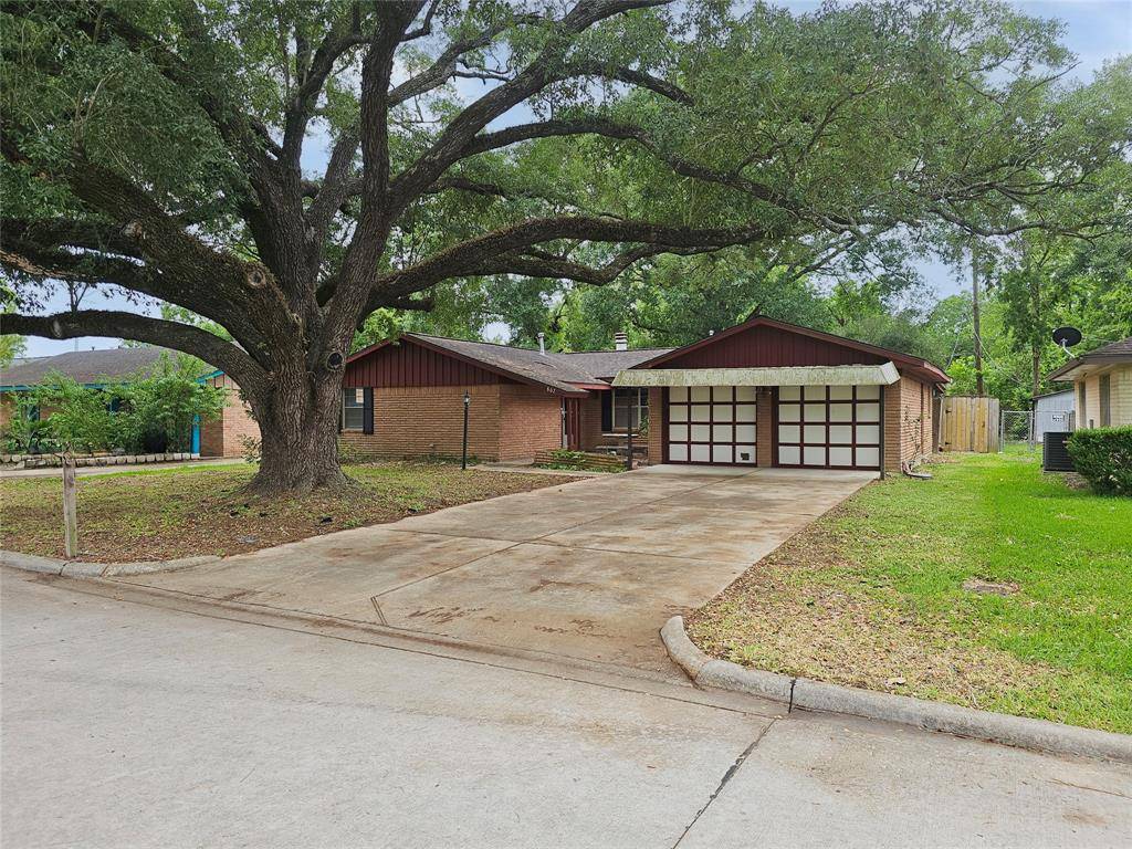 Stafford, TX 77477,807 Golf CT